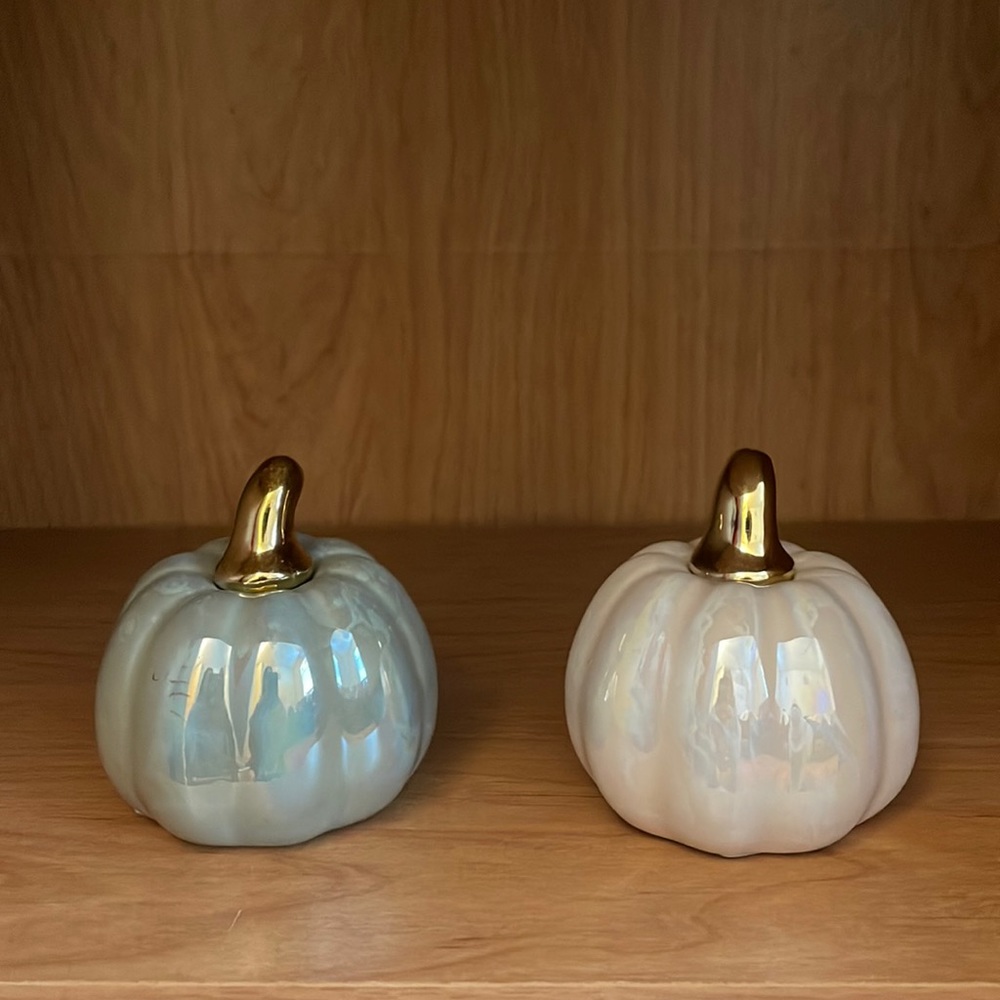 Fall Small Ceramic Pumpkin With Gold Stalk - Green and Cream